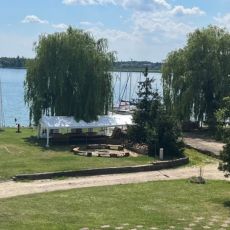 Namiot duży